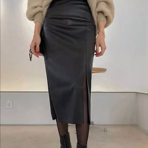 High waist black leather split leg skirt
